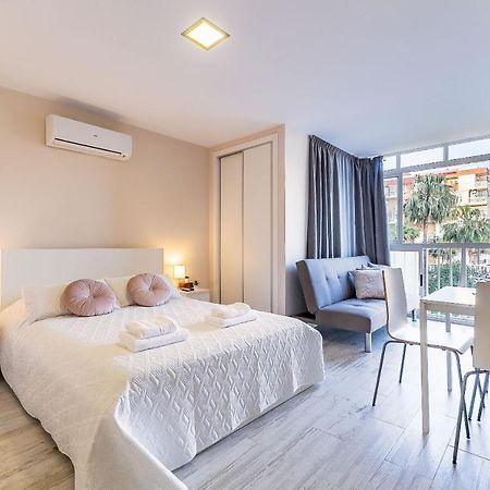 Sun Coast Benalmádena -- Superb studio with 4 pools, gardens&breakfast Exterior foto